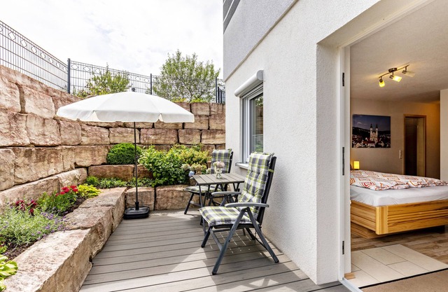 Holiday Apartment "Alpenblick" with Mountain View, Private Terrace & Wi-Fi