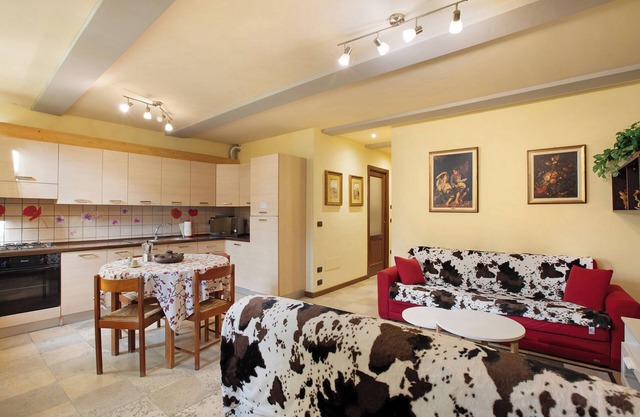 Holiday Apartment 'Augusta Praetoria' with Mountain View