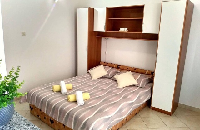 Ferienwohnung Baška Für Personen 