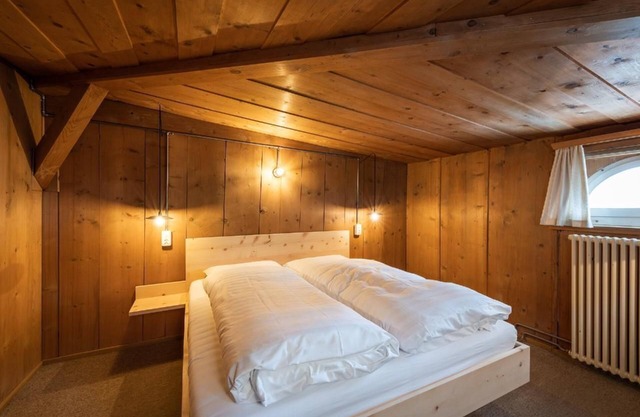 Holiday apartment Bever for 1 - 8 persons with 4 bedrooms - Holiday apartment