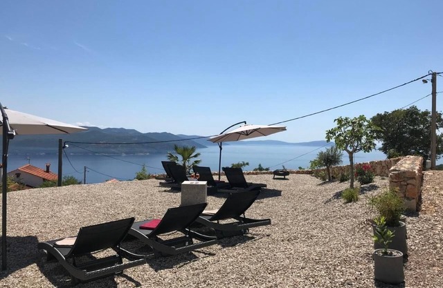 Holiday apartment Brsec for 1 - 6 persons with 2 bedrooms - Holiday apartment