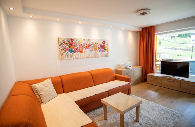 Holiday apartment Leukerbad (Ort) for 1 - 5 persons with 2 bedrooms - Holiday apartment in one or mu