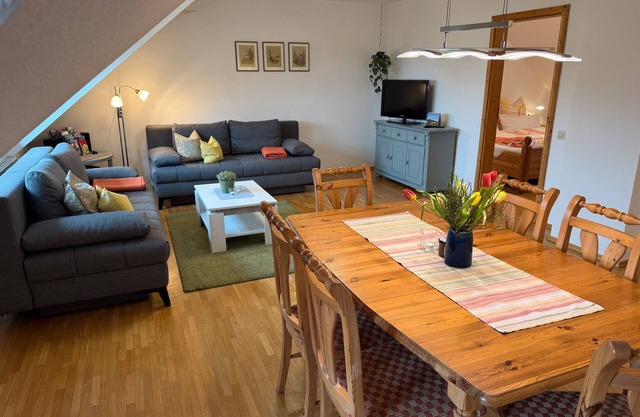 Holiday Apartment 'Jägerstube' with Shared Terrace, Shared Garden and Wi-Fi