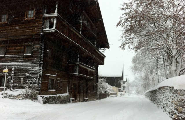 Holiday Apartment "Geigerhaus 500 Jahre - Maisonette" with Mountain View, Shared Terrace & Wi-Fi
