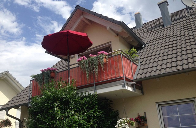 Holiday Apartment 'Haus Albsicht' with Balcony and Wi-Fi