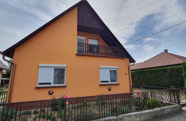 Holiday apartment with wifi and parking