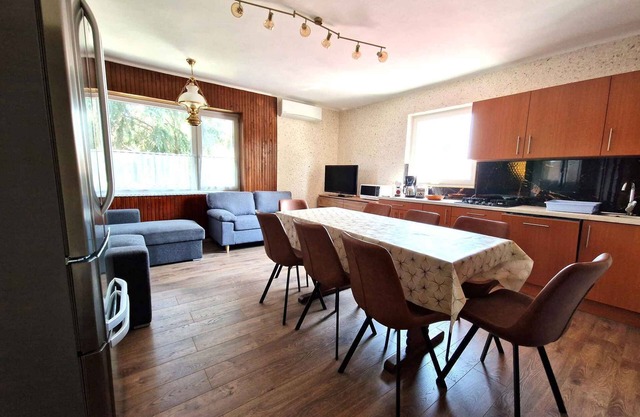 Holiday apartment with air conditioning, terrace and large garden
