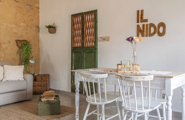 Holiday Apartment 'Il Nido' with Air Conditioning and Wi-Fi