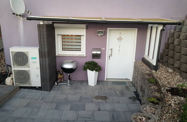 Holiday Apartment "Lila Pause" with Private Terrace & Wi-Fi
