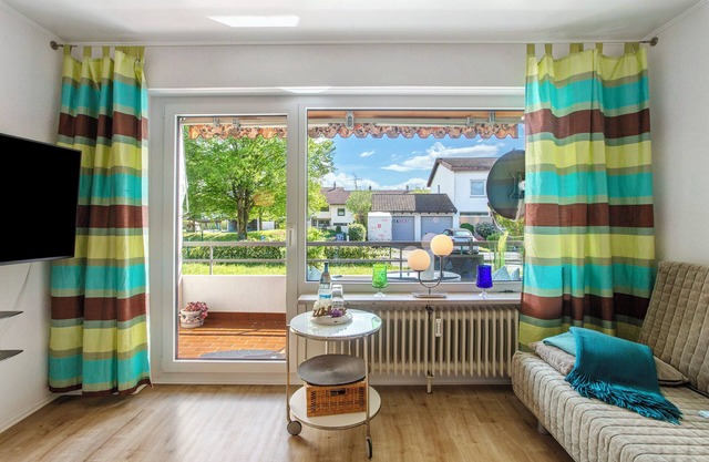 Holiday Apartment "Magjar" with Balcony and Wi-Fi