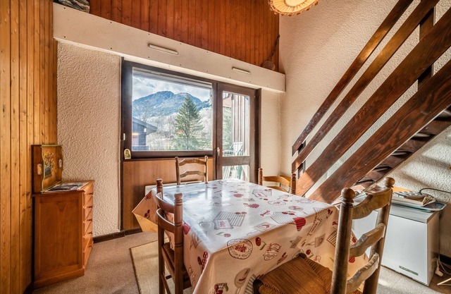 Holiday Apartment "Majestic Richebourg" with Mountain View & Balcony