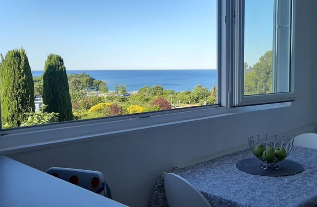 Holiday apartment Mareda for 1 - 5 persons with 2 bedrooms - Holiday apartment in one or multi-famil