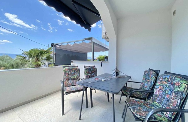 Holiday apartment mit Terrasse