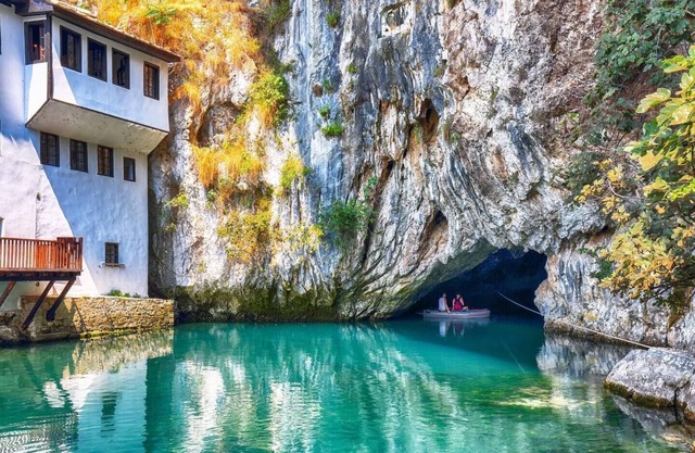 Holiday apartment Mostar for 3 - 5 persons with 3 bedrooms - Twin house