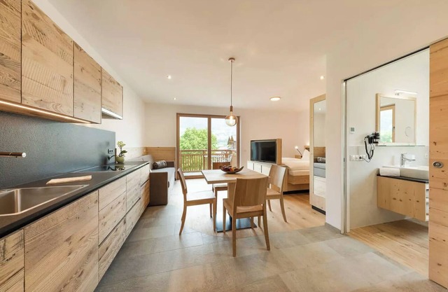 Holiday Apartment 'Natur Suite Edelweisshof Ferdi' with Mountain View, Garden & Wi-Fi