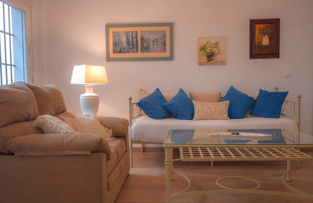 Holiday apartment Peñaflor for 2 - 4 persons with 2 bedrooms - Holiday apartment in one or multi-fam