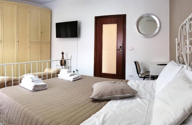 Holiday apartment Portici for 1 - 14 persons with 5 bedrooms - Holiday apartment in one or multi-fam