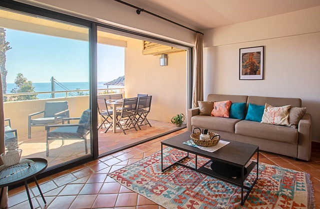 Holiday Apartment "Ramatuelle" with Sea View, Terrace & Near Pampelonne Beach