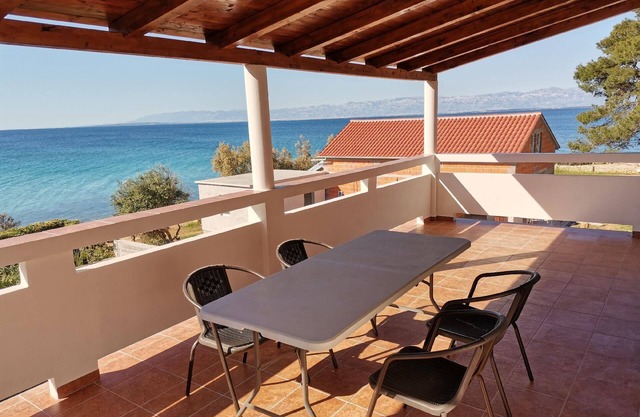 Holiday apartment Ugljan (Ort) for 2 - 6 persons with 2 bedrooms - Row house