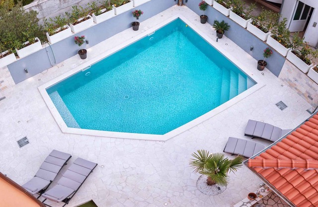 Holiday apartment with balcony and air conditioning