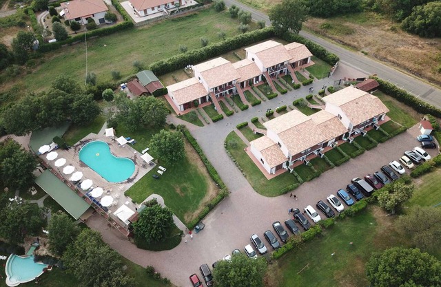 Holiday apartment with swimming pool