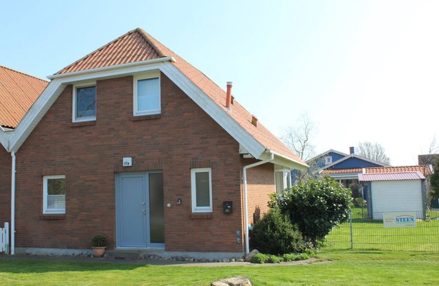 Holiday home for 5 guests with 90m² in Fehmarn OT Gollendorf (17832)