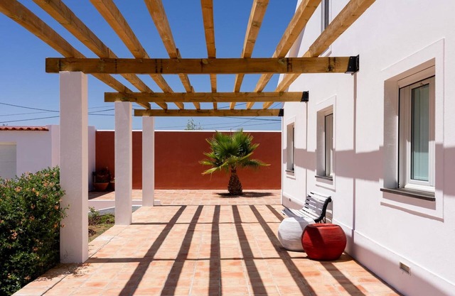 Holiday Home 'Courela Da Lameira' with Private Terrace, Wi-Fi and Air Conditioning