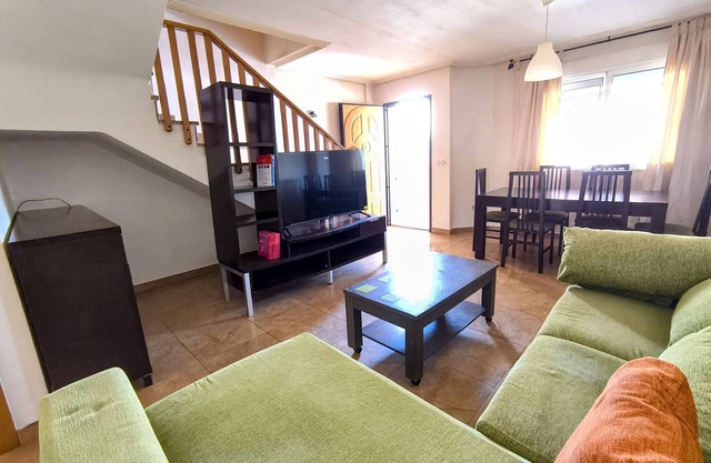 Holiday Home 'Vacaciones Con Sabor A Hogar' with Balcony, Wi-Fi and Air Conditioning