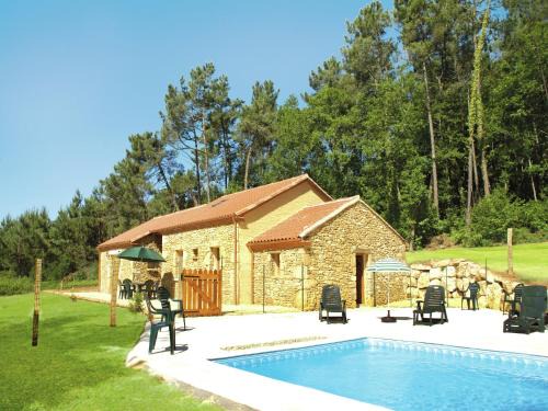 Holiday Home in Blanquefort with Pool