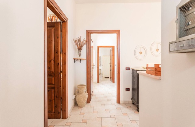 Holiday Home 'La Casa Rosa Di Rita E Franco' with Balcony and Wi-Fi