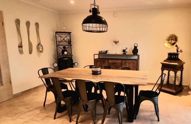 Holiday home Antiquarius - holiday home, shower, toilet