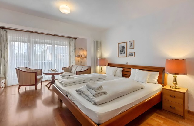 Holiday Home 'Apartmenthaus Am Schwarzwälder Hof' with Shared Terrace, Balcony and Wi-Fi