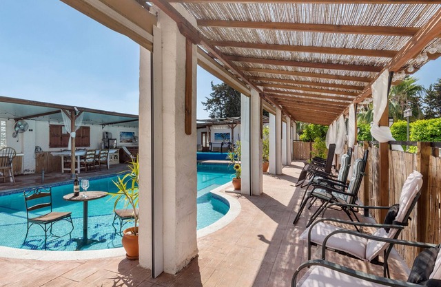 Holiday Home 'Casa Caribe En Finca Santa Ana' with Mountain View, Wi-Fi and Air Conditioning