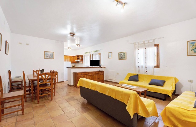 Holiday Home 'Casa Epina' with Mountain View and Private Terrace