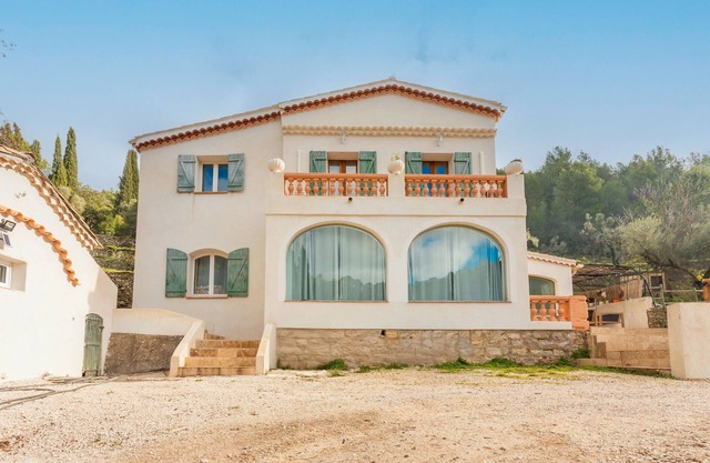 Holiday Home 'Charmante Villa Necsilia' with Mountain View, Wi-Fi and Air Conditioning