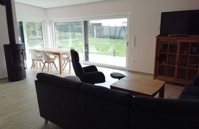 Holiday Home 'Loewe Bad Frankenhausen' with Mountain View, Garden & Wi-Fi