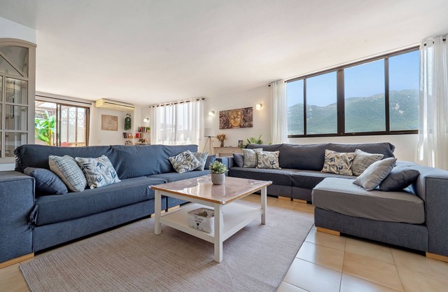 Holiday Home 'El Mirador Dels Ports' with Mountain View, Wi-Fi and Air Conditioning