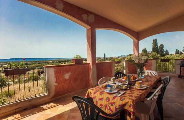 Holiday Home "Elena" with Sea View, Air Conditioning & Terrace