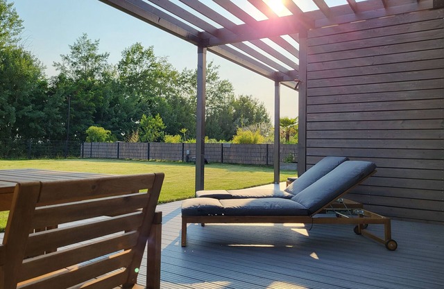 Holiday Home 'Ferienhaus Schlossterrassen 4a' with Lake View, Private Terrace and Wi-Fi