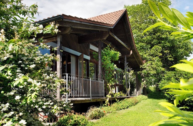 Holiday Home 'Ferienhaus Im Grünen' with Private Terrace and Wi-Fi
