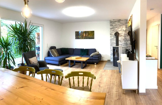 Holiday Home 'Ferienhaus Urwald' with Private Terrace, Private Garden and Wi-Fi