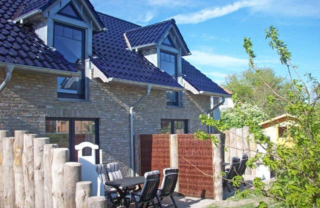 Holiday home for 5 guests with 75m² in Fuhlendorf (63720)