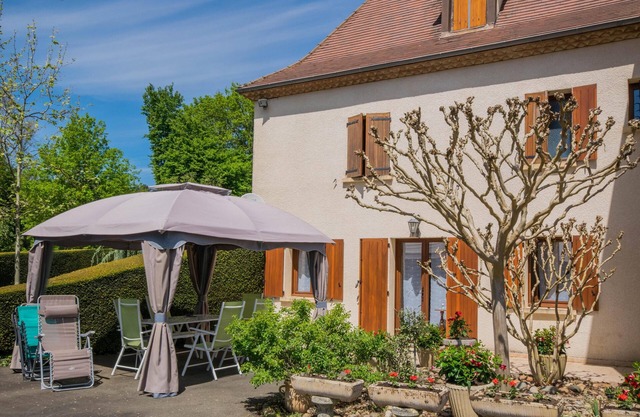 Holiday home with terrace and views