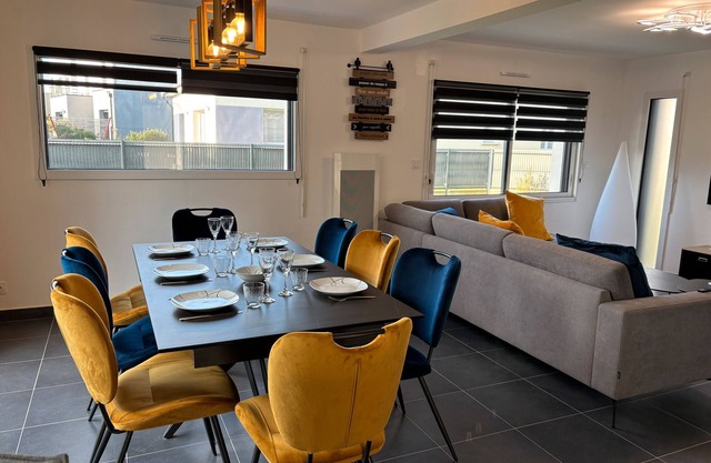 Holiday Home 'Garogwen 4p By Madame Est Servie' with Private Terrace, Private Garden and Wi-Fi