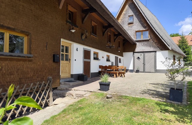 Holiday Home 'Hüttenwiesenhof Ketterer' with Private Terrace, Shared Garden and Wi-Fi
