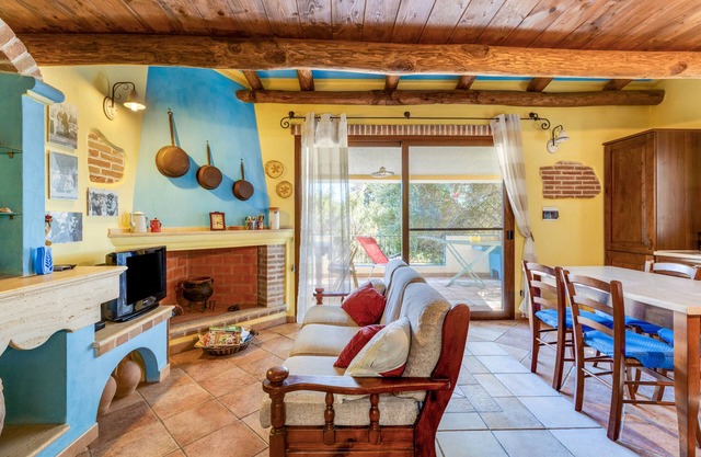 Holiday Home 'Il Rifugio Di Mandriola' with Sea View and Private Terrace