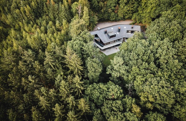 Holiday Home in Ardennes with Heated Pool