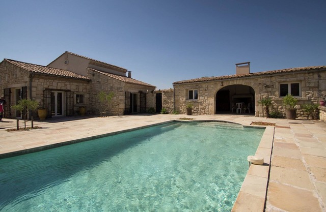 Holiday Home in Montfrin with Private Pool