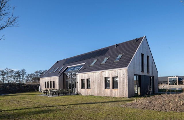 Holiday Home in Nieuwvliet-Bad near Beach