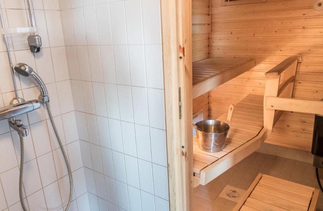 Holiday Home Karhunvartijan linna a5 by Interhome